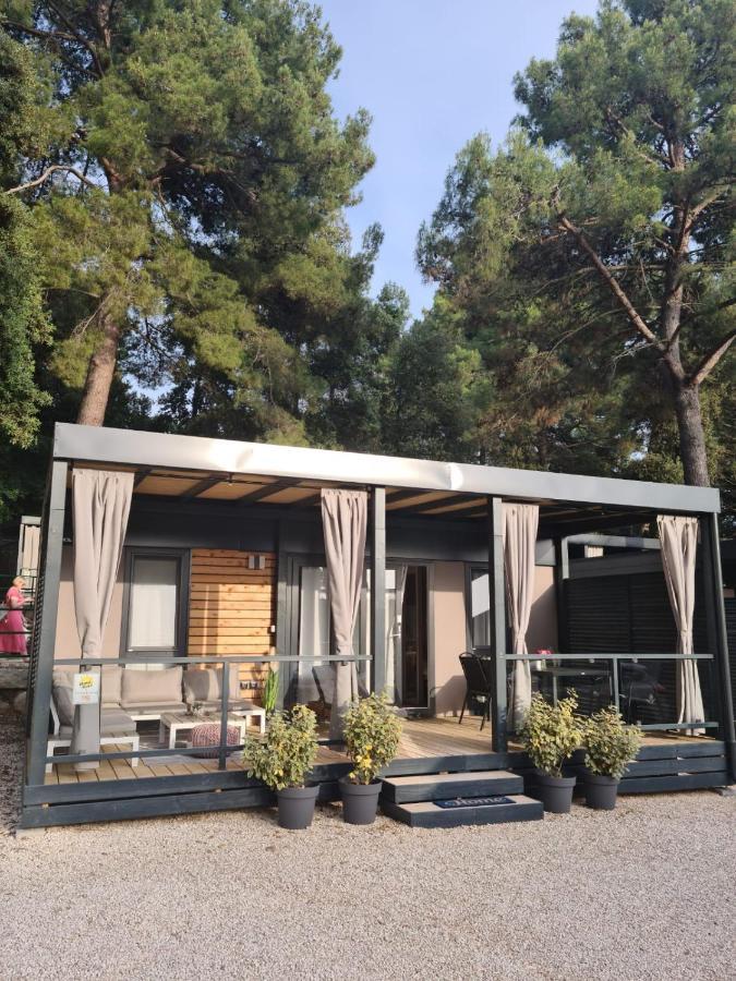 Hemy Casa - Lux Mobile Homes Rovinj Extérieur photo