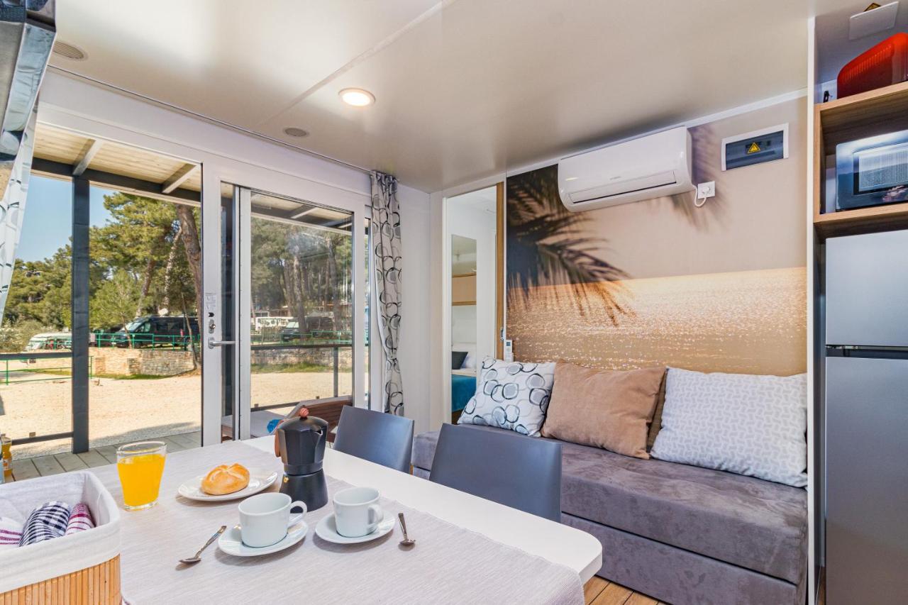 Hemy Casa - Lux Mobile Homes Rovinj Extérieur photo